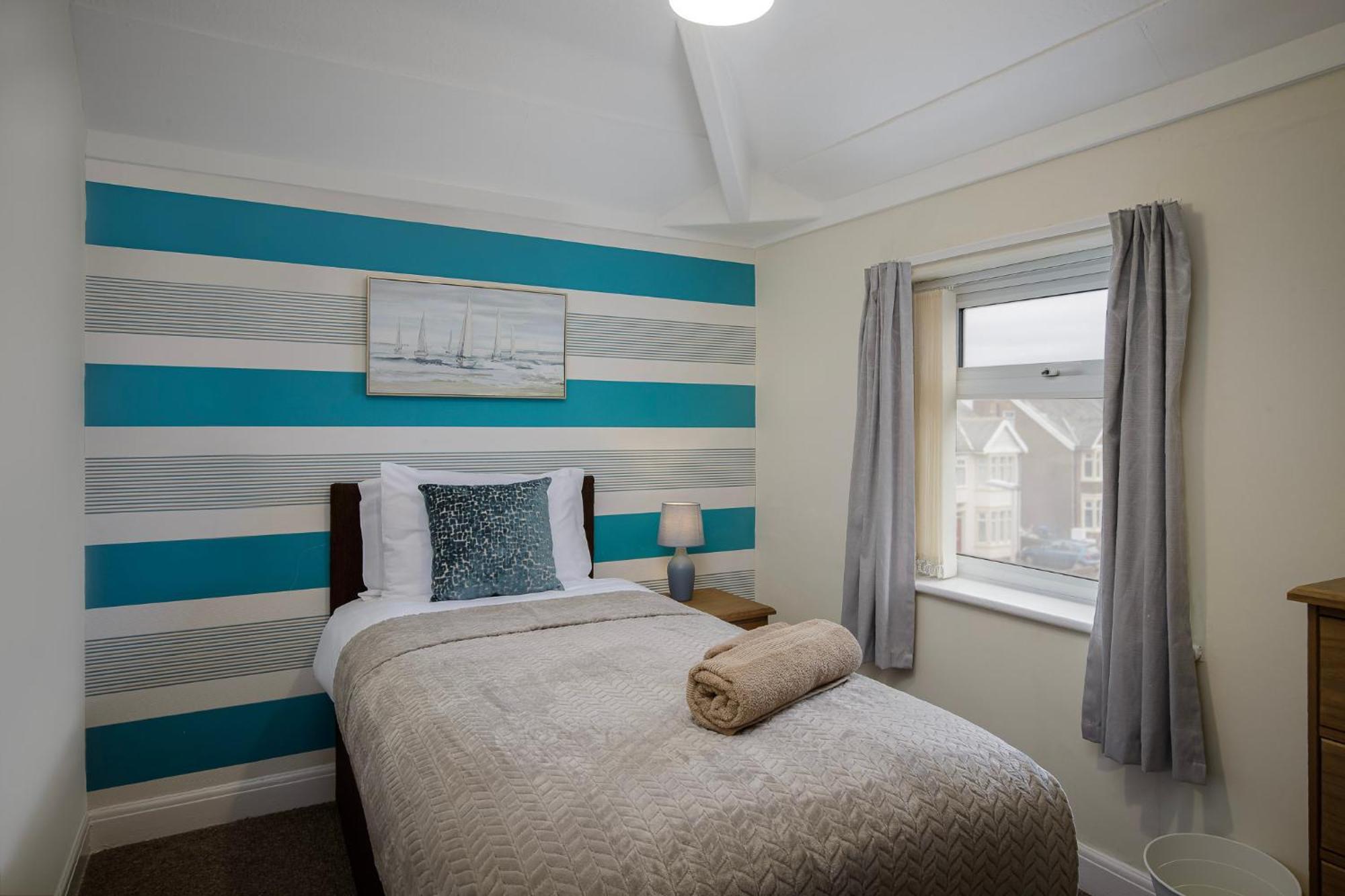 Arnside - Spacious 10-Bedroom Seaside Cottage Blackpool Kültér fotó