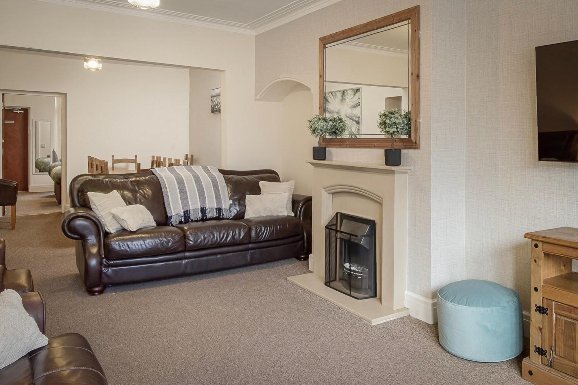 Arnside - Spacious 10-Bedroom Seaside Cottage Blackpool Kültér fotó