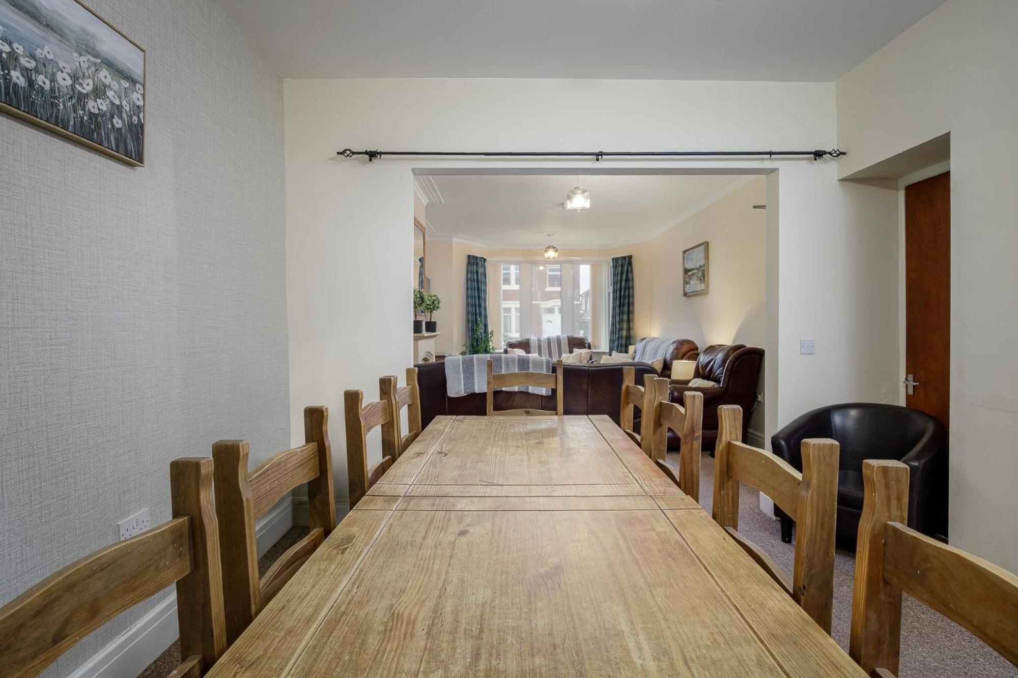 Arnside - Spacious 10-Bedroom Seaside Cottage Blackpool Kültér fotó