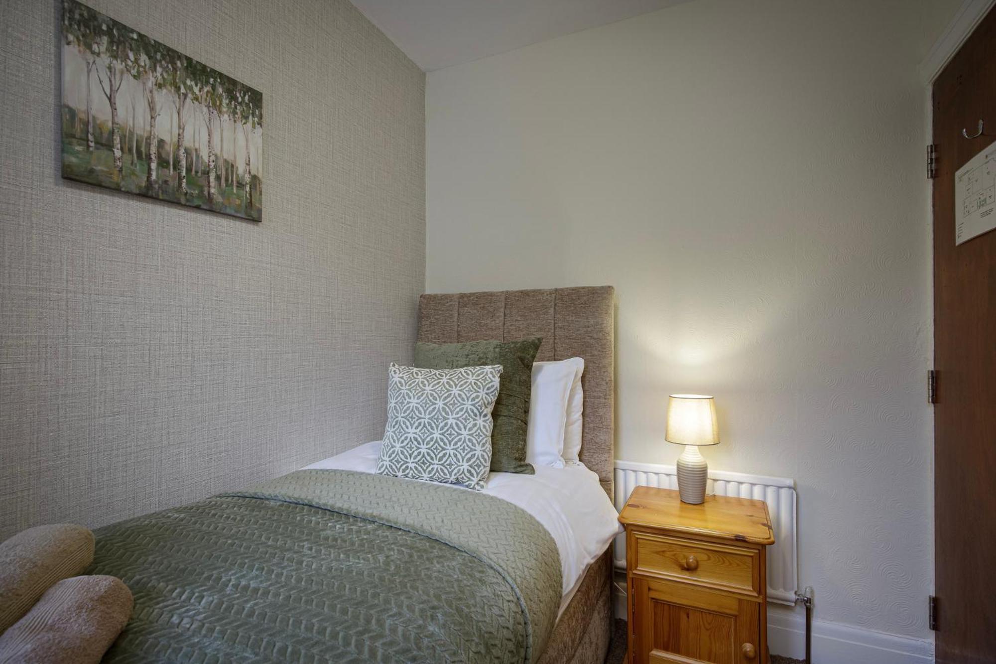 Arnside - Spacious 10-Bedroom Seaside Cottage Blackpool Kültér fotó
