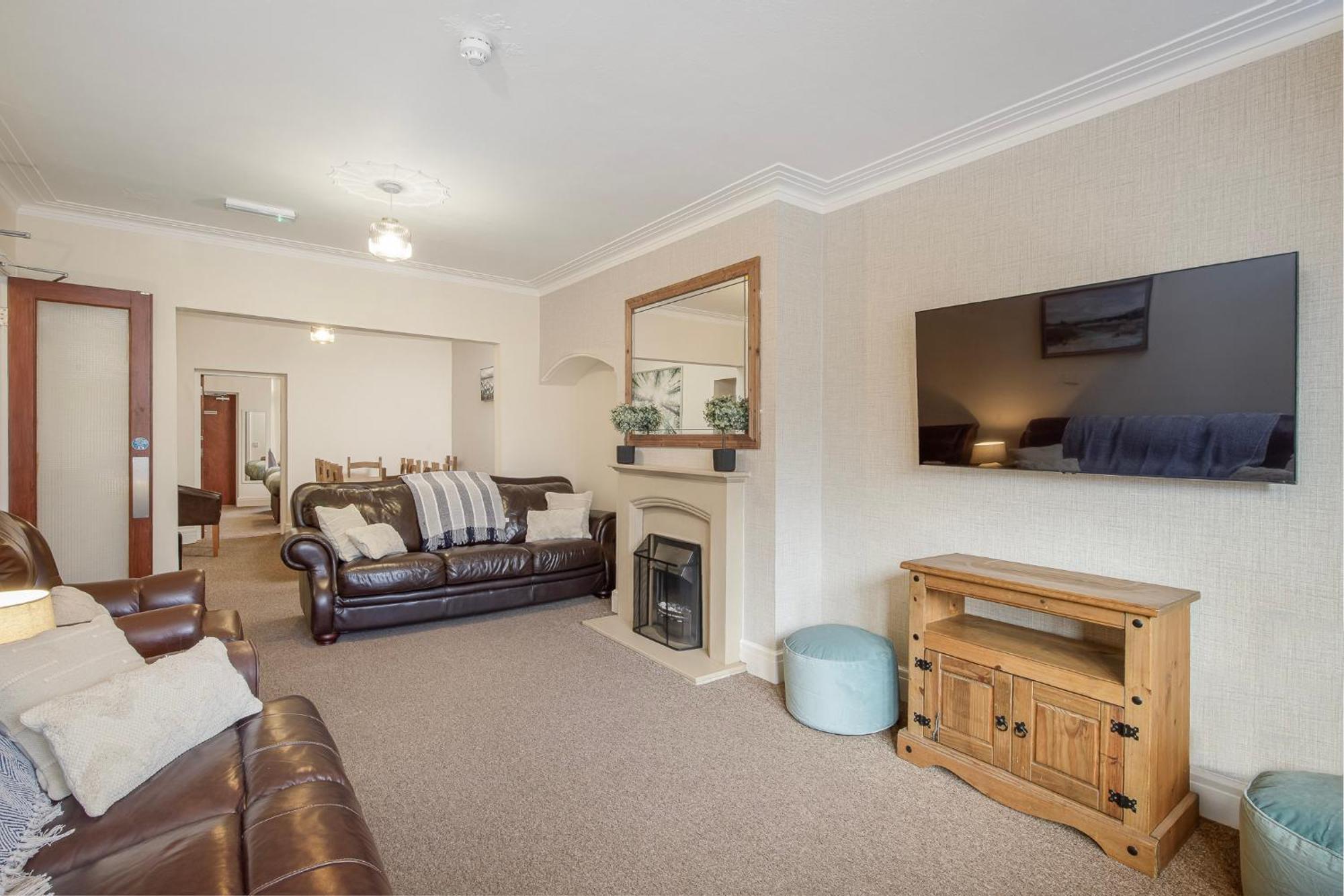 Arnside - Spacious 10-Bedroom Seaside Cottage Blackpool Kültér fotó