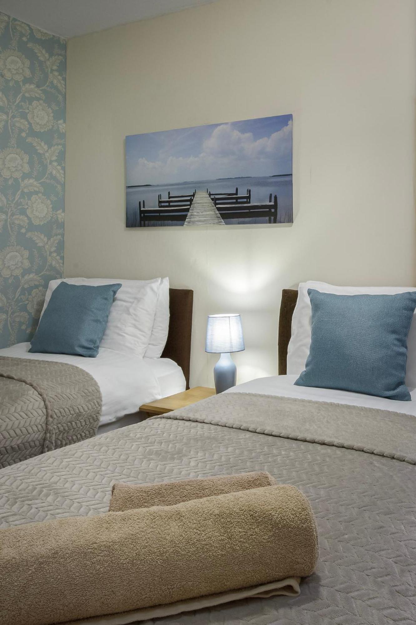 Arnside - Spacious 10-Bedroom Seaside Cottage Blackpool Kültér fotó